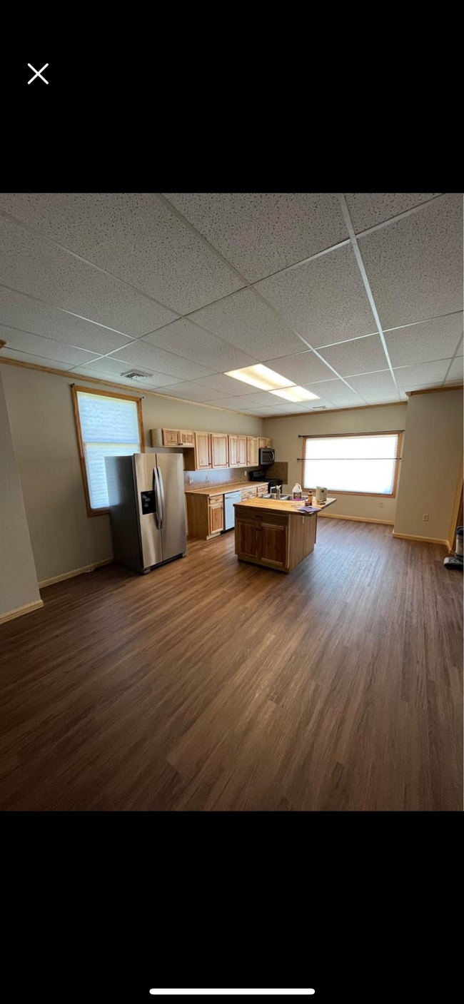 Building Photo - 201 Hinkley Dr