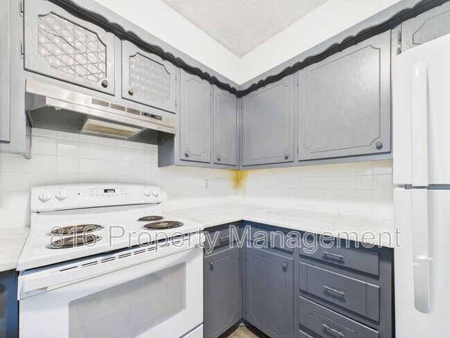 Foto del edificio - 13408 Lowell Ave