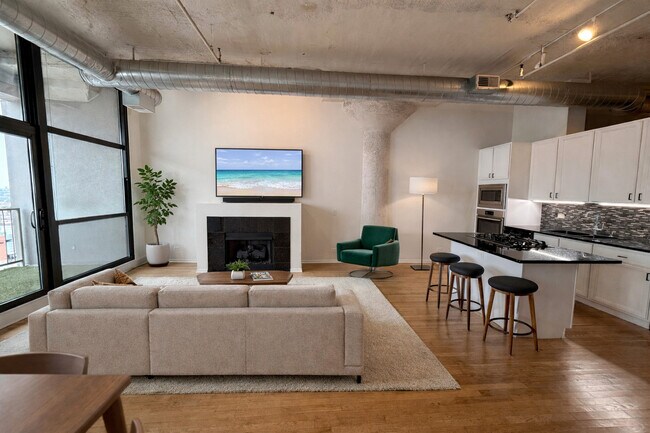 Foto del edificio - 1530 S State St