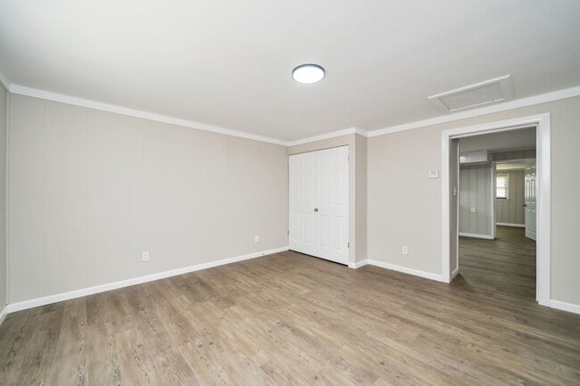 Building Photo - Stunning Renovated 3BR/2BA Home – Move-In Ready!