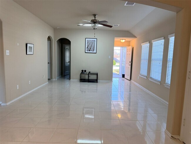 Foto del edificio - 12622 Providence Cove Ct