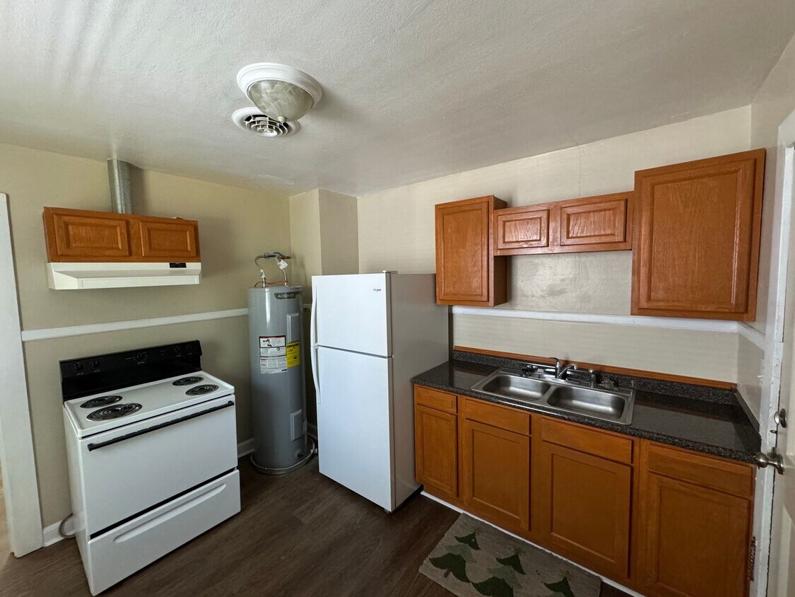 Building Photo - WADLEY HOME