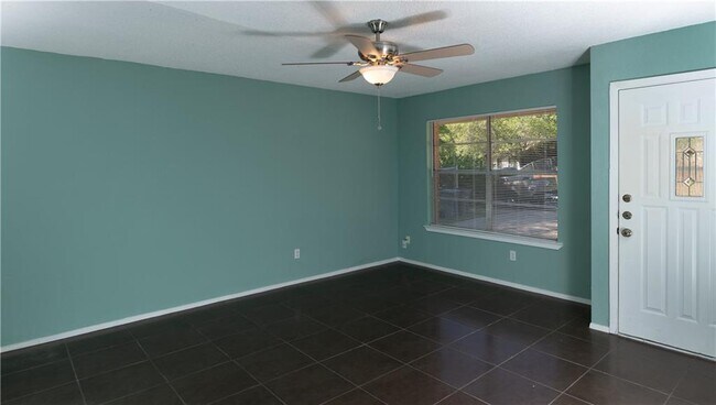 Building Photo - 6509 Moonglow Dr