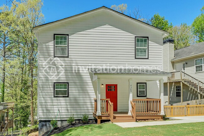 Foto del edificio - 4389 Cary Dr SW