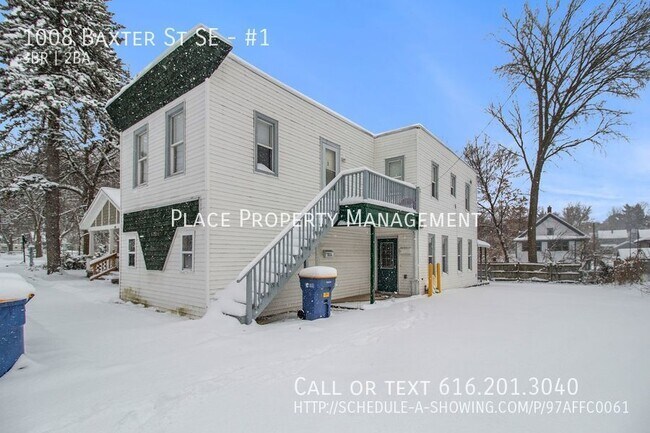 Foto del edificio - 1008 Baxter St SE #1 - Updated 3 Bed/1.5 Bath