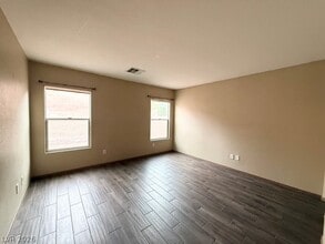 Building Photo - 11260 Sandrone Ave