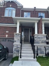 Building Photo - 10 Grassbourne Ave.