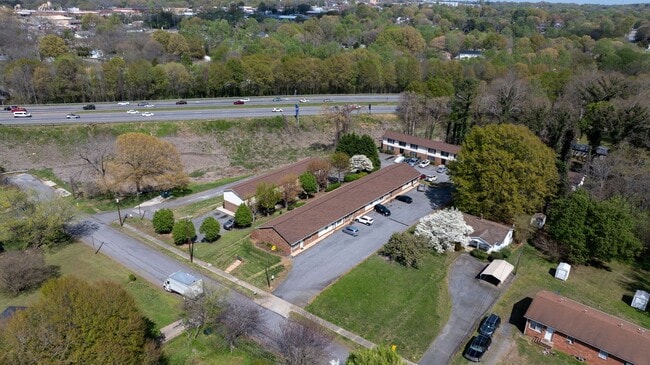 Newly Remodeled 1 Bedroom Condo in Prime Location! No Pets - Newly Remodeled 1 Bedroom Condo in Prime Location! No Pets