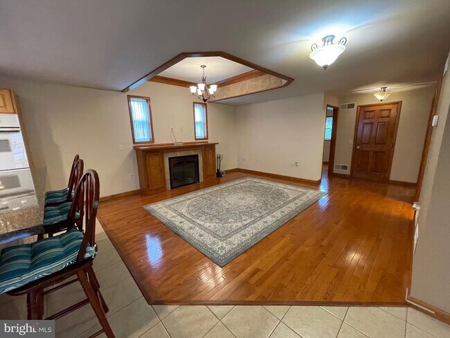 Foto del edificio - 210 N Centre Ave