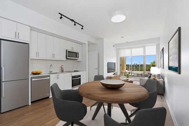 Kitchen Dining - The Fairbank