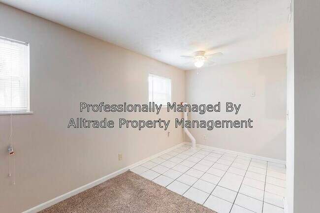 Foto del edificio - 4518 Beechbrook Rd