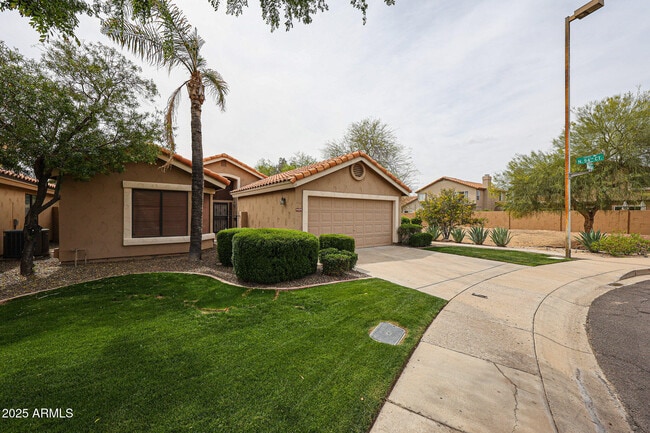 Building Photo - 9429 E Camino Del Santo