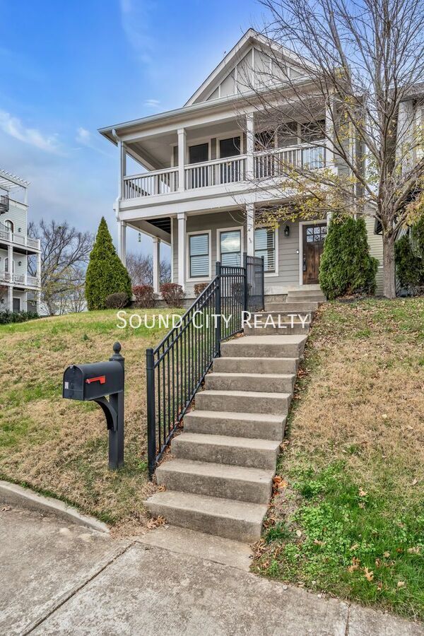 Building Photo - 1801-A Sevier St-