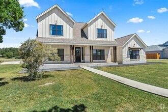 Building Photo - 208 Co Rd 100