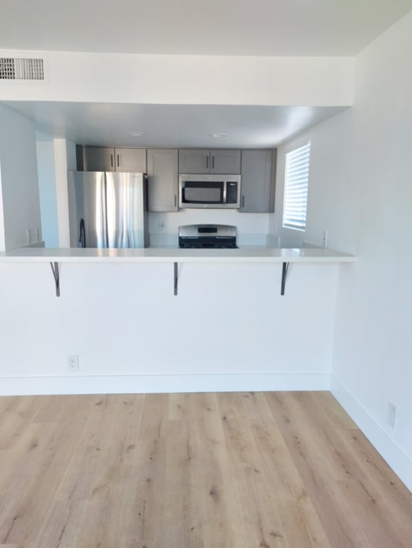 Photo - 2455 Corinth Ave Apartment