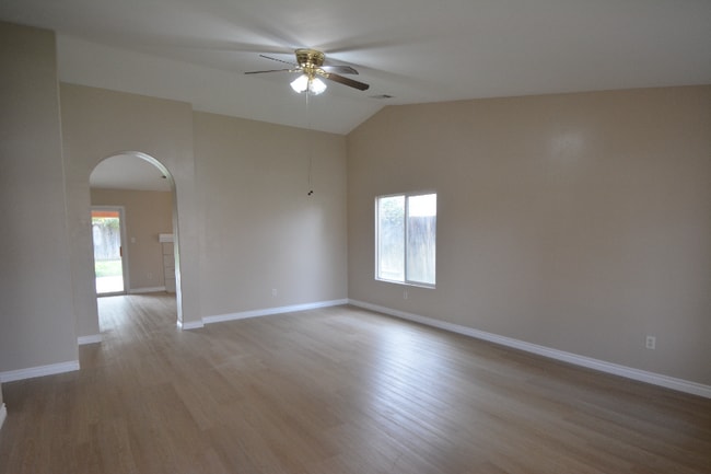 Building Photo - 3611 Bridget Ave