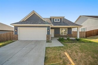Building Photo - 717 Taliaferro Trl