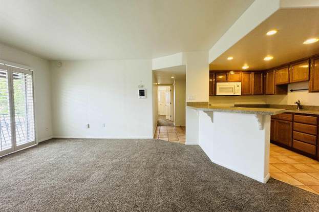 Foto del edificio - 360 Rosecrans St