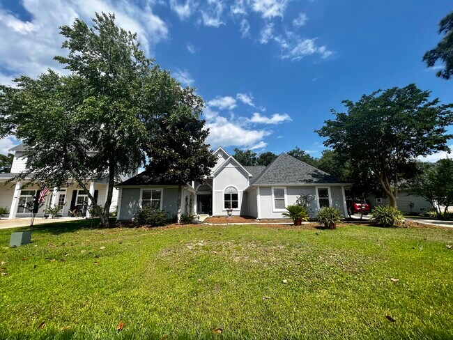 Building Photo - 178 Pelican Bay Dr