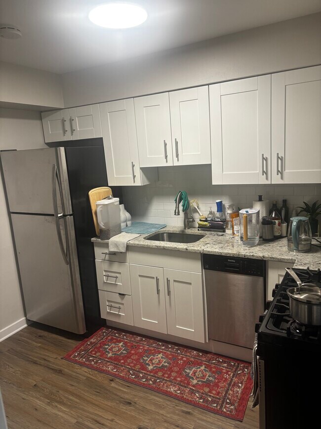 Foto del edificio - 1348 Brown St