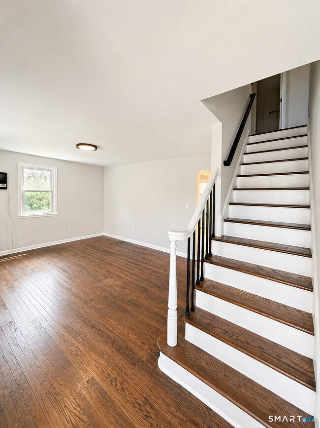 Building Photo - 405 Wilcoxson Ave