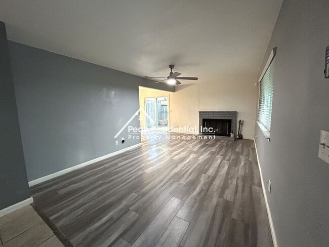 Building Photo - 5814 Shadow Creek Dr
