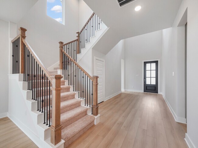 Building Photo - 6010 Rolling Strm Ct