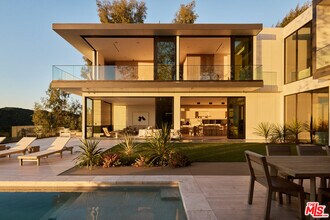 Building Photo - 1149 Linda Flora Dr