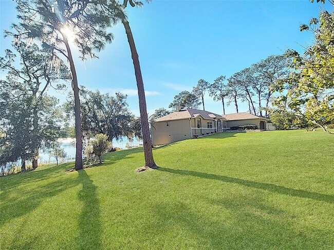 Foto del edificio - 15300 SE 103rd Street Rd