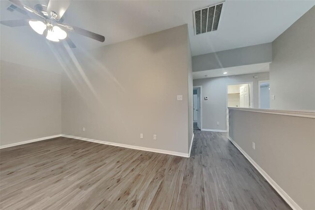 Foto del edificio - 2315 Stiller Ridge Way