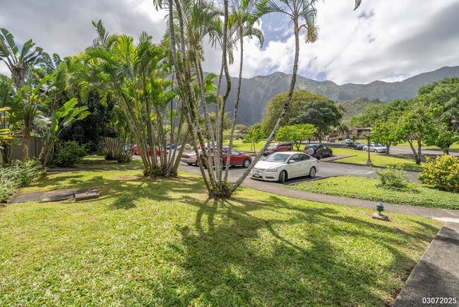 Foto del edificio - 3 BED 2 BATH 2 PARKING IN KANEOHE