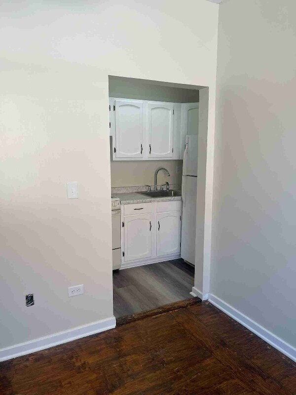 Building Photo - 540 Crescent Blvd