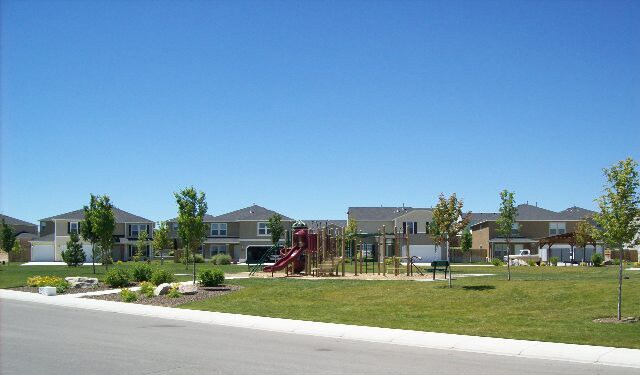 Building Photo - 16378 Silver Creek Ave