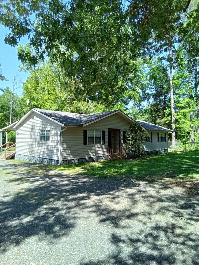 Building Photo - HAUGHTON