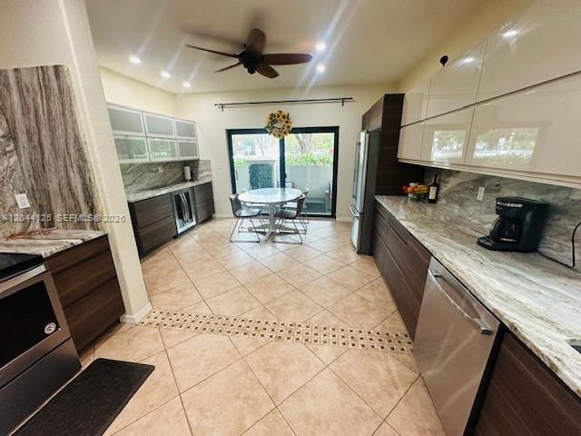 Foto del edificio - 4318 NW 113th Pl
