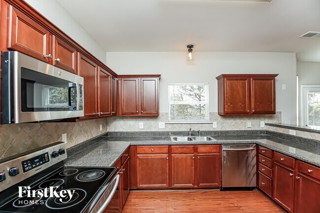 Foto del edificio - 176 Darbys Run Ct