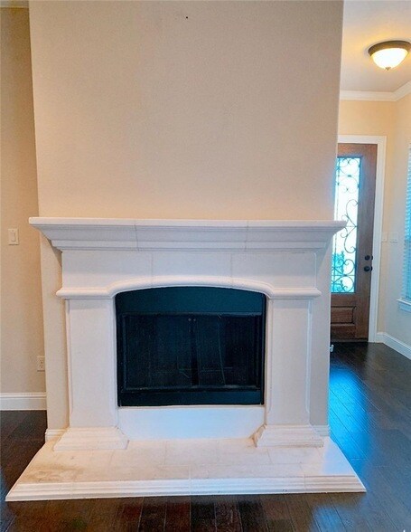 Foto del edificio - 8633 Ludlow Dr