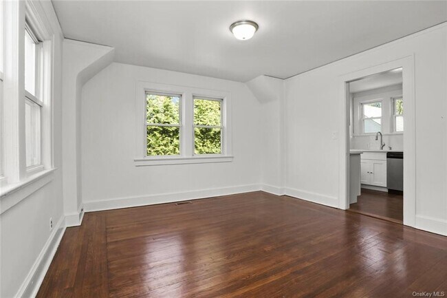 Building Photo - 39 Danner Ave