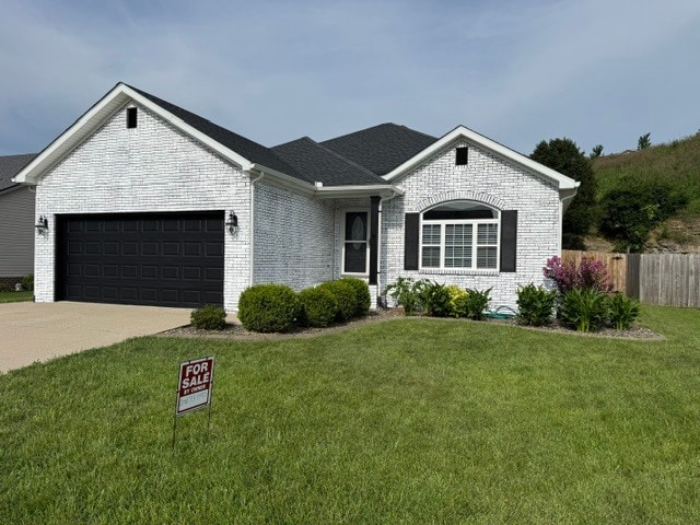 Building Photo - 324 Oxford Cir