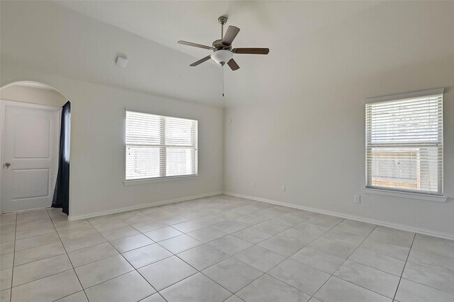 Foto del edificio - 20323 Creekdale Bend Dr
