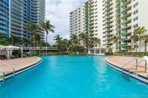 Foto del edificio - 3001 S Ocean Dr