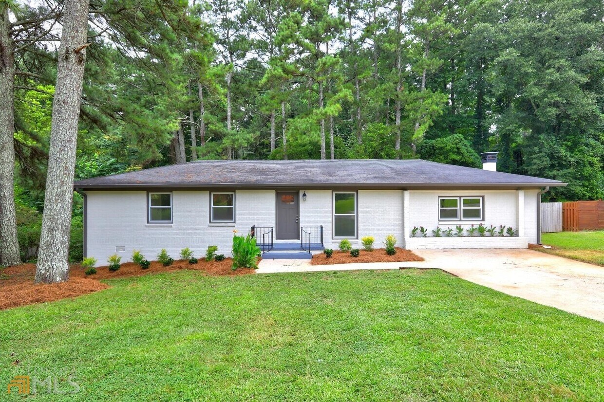 215 Fond Ct, Palmetto, GA 30268 House Rental in Palmetto, GA