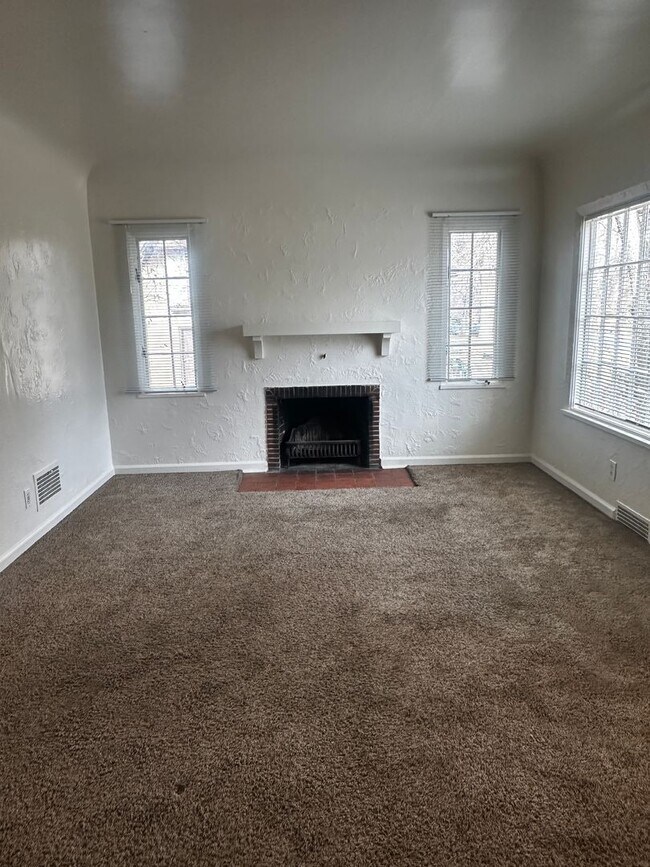 Foto del edificio - 1809 10th Ave