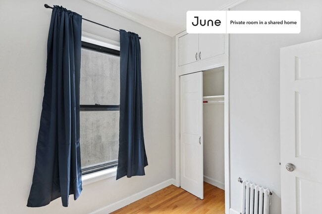 Foto del edificio - Room in Shared 4 bed/1 bath home