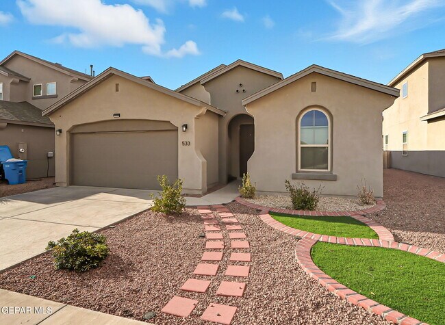 Building Photo - 533 Twilight Dr