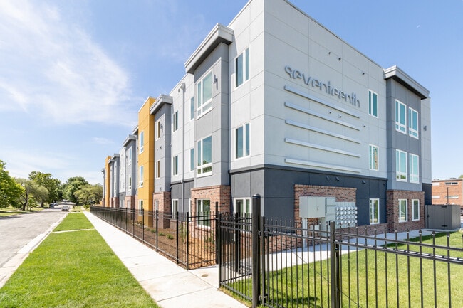 Building Photo - Seventeenth Gentry