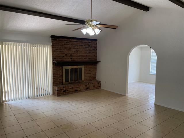 Foto del edificio - 2014 Bay Oaks Dr