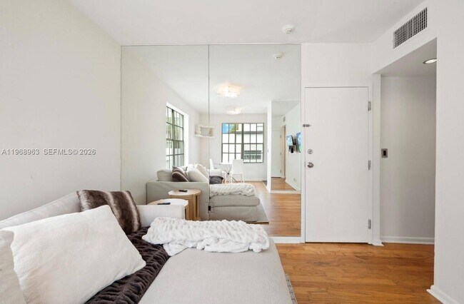 Foto del edificio - 605 Euclid Ave