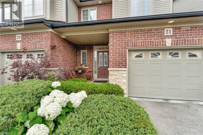 Building Photo - 400 Stonehenge Dr