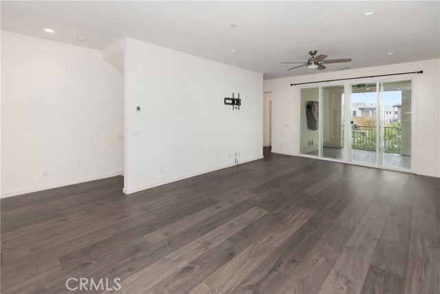 Building Photo - 341 Magnet